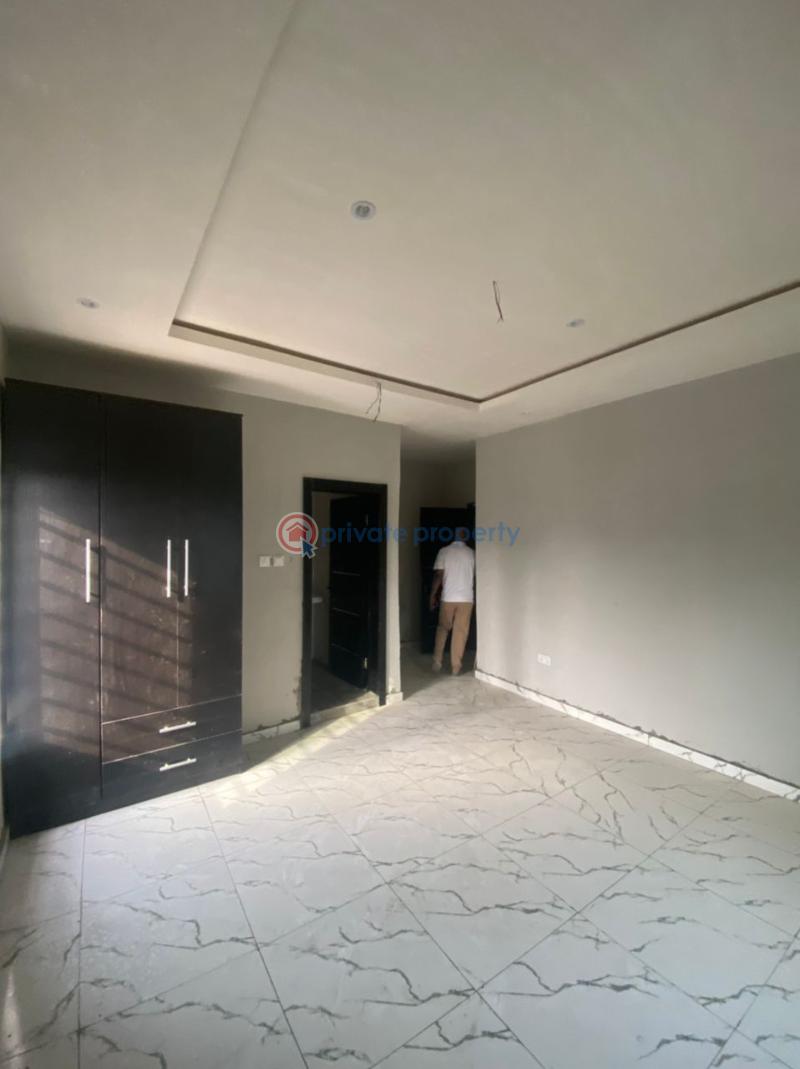 2 bedroom Block Of Flats For Sale Lekki Phase 2 Lagos - 9