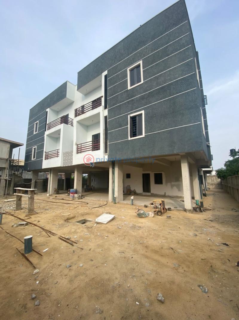 2 bedroom Block Of Flats For Sale Lekki Phase 2 Lagos - 1