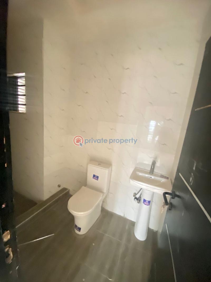 2 bedroom Block Of Flats For Sale Lekki Phase 2 Lagos - 8