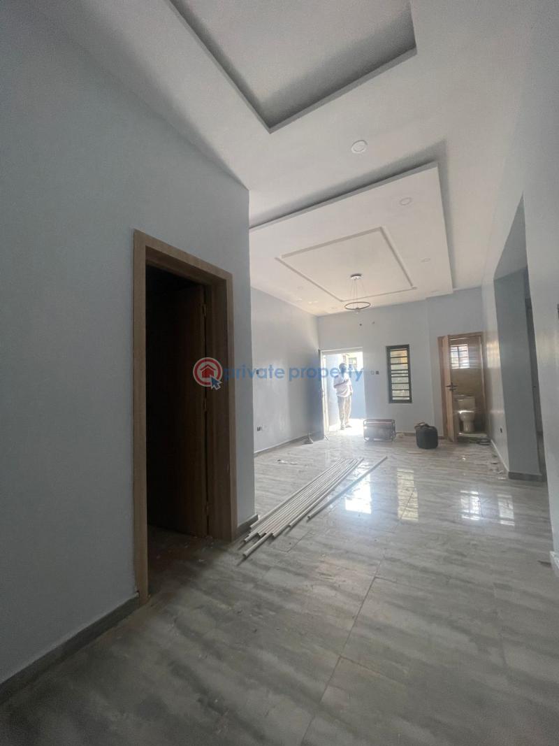 2 bedroom Block Of Flats For Rent Mabo Ojuelegba Surulere Lagos - 1