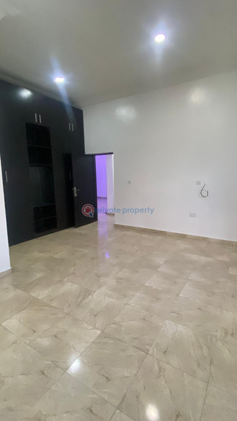 2 bedroom Block Of Flats For Rent Jahi Abuja Phase 2  - 5