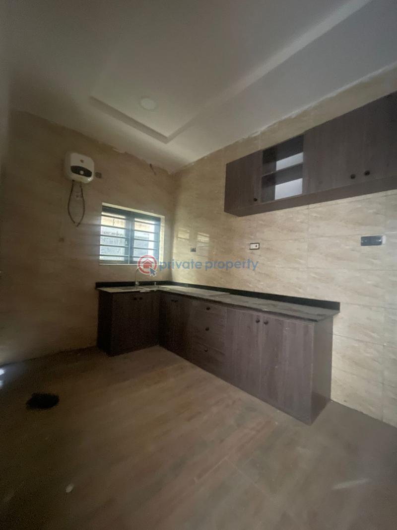 2 bedroom Block Of Flats For Rent Mabo Ojuelegba Surulere Lagos - 2
