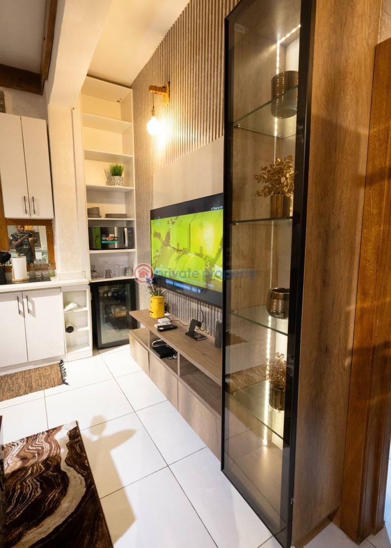 2 bedroom Shared Apartment Short let Lekki Phase 1 Lagos - 5