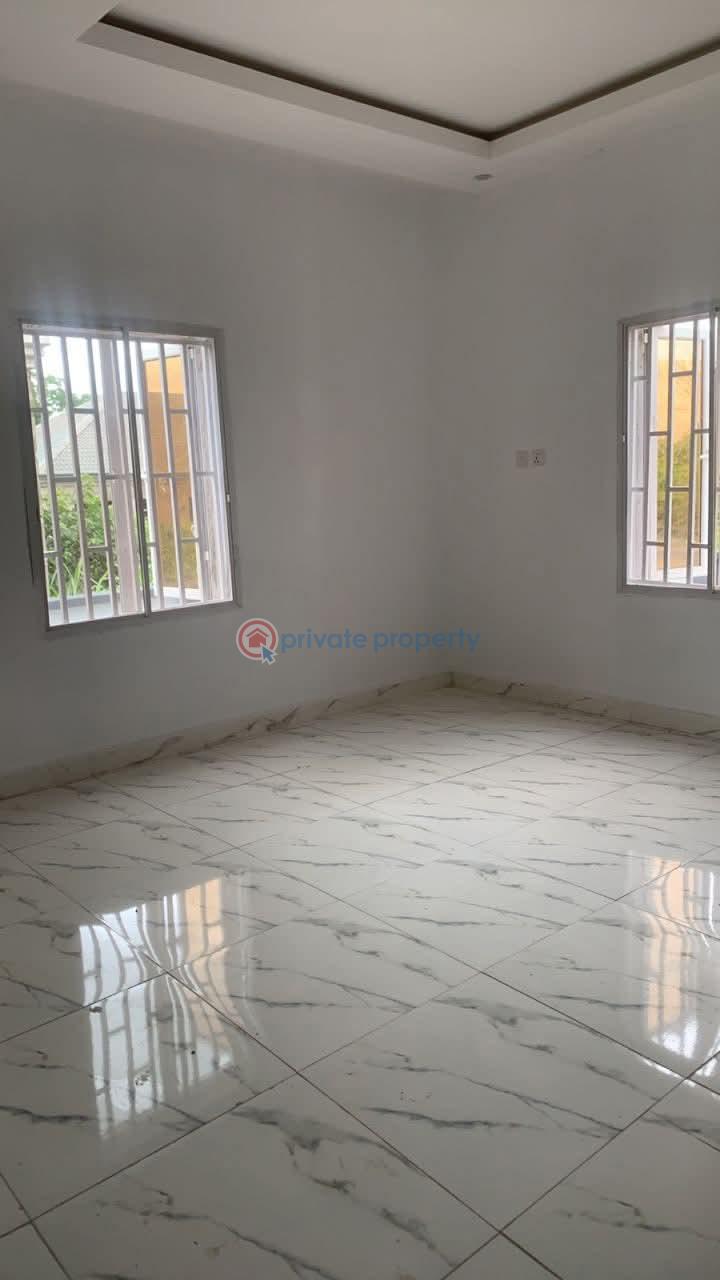 2 bedroom Block Of Flats For Rent Mowe Obafemi Owode Ogun - 1