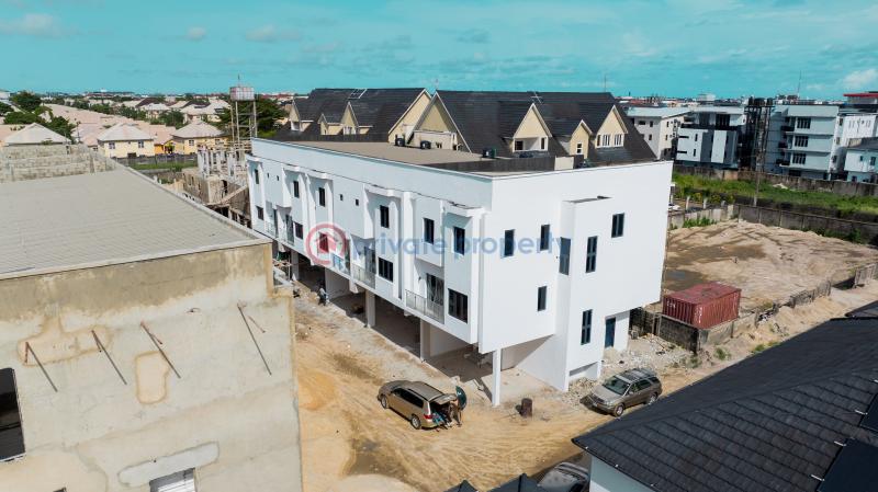 4 bedroom Maisonette For Sale After Monarch Event Center By Jakande Osapa London Lekki Lagos - 3