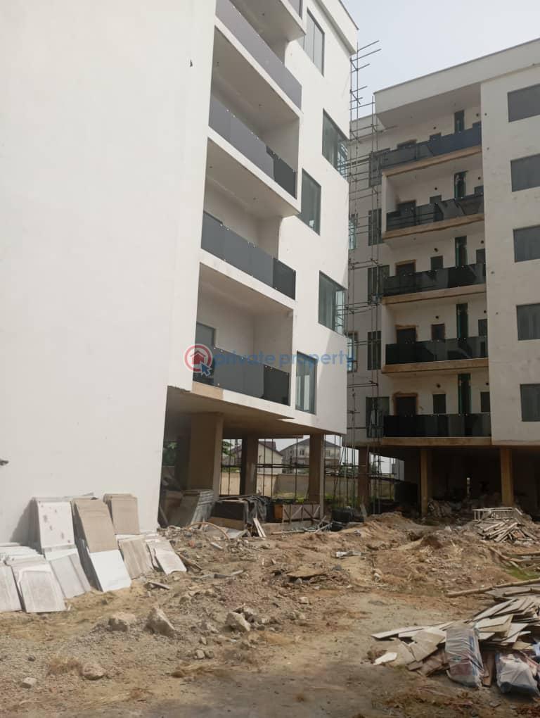 3 bedroom Block Of Flats For Rent Sabo Yaba Lagos - 4