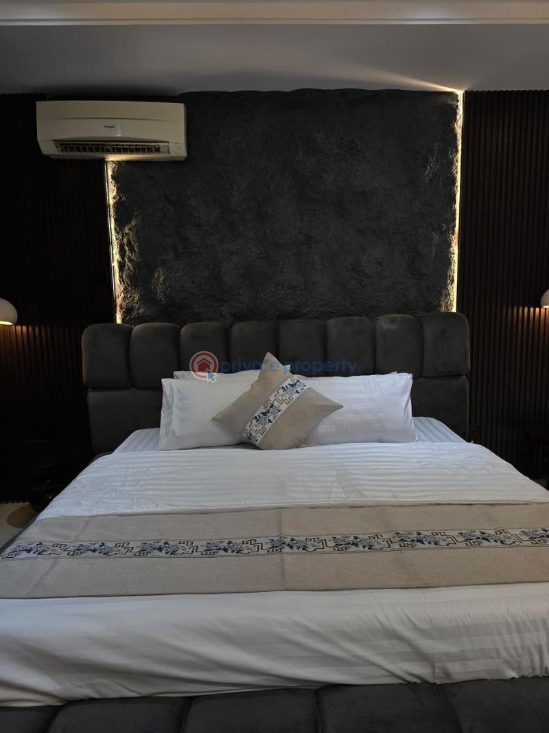 Luxury 2/3 bedroom apartment with swimming pool and elevator in victoria island - 3 2 bedroom Block Of Flats Short let Victoria Island Lagos - 3