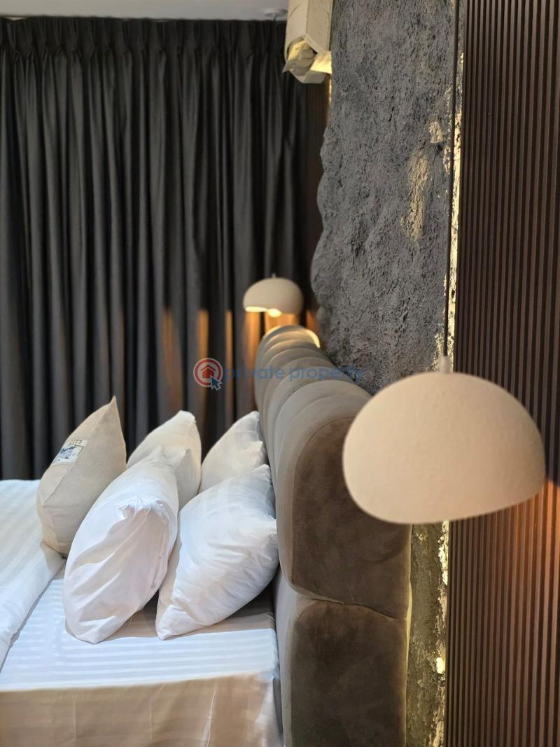 Luxury 2/3 bedroom apartment with swimming pool and elevator in victoria island - 1 2 bedroom Block Of Flats Short let Victoria Island Lagos - 1