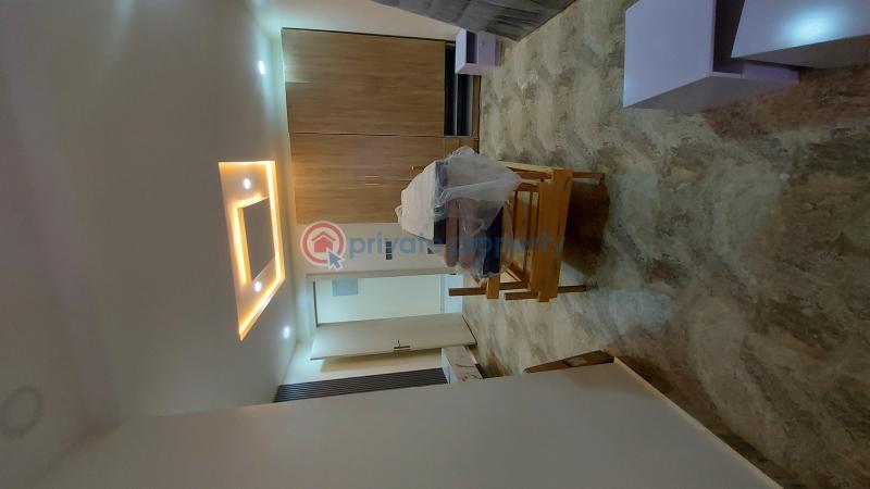 2 bedroom Block Of Flats For Sale Ikeja GRA Lagos - 2