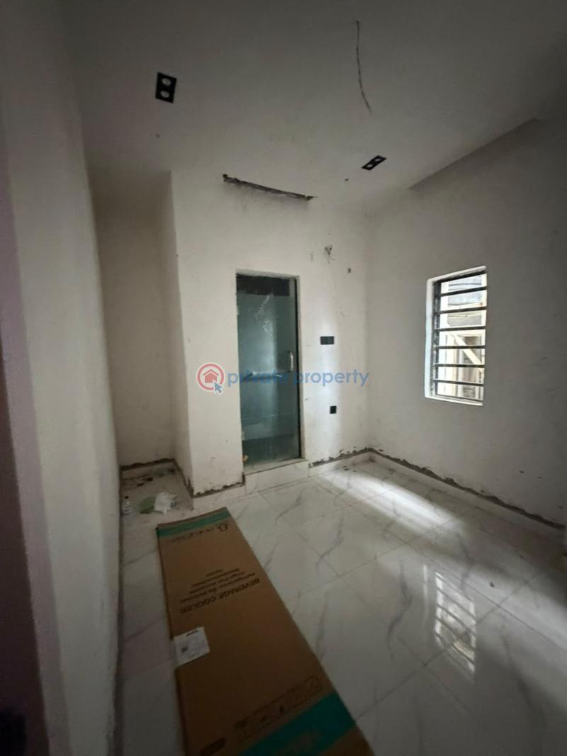 2 bedroom Block Of Flats For Rent Alagomeji Yaba Lagos - 9