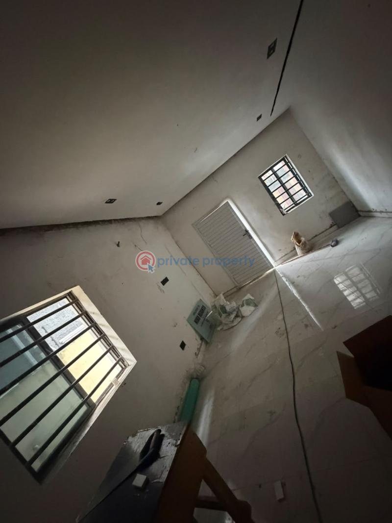 2 bedroom Block Of Flats For Rent Alagomeji Yaba Lagos - 7