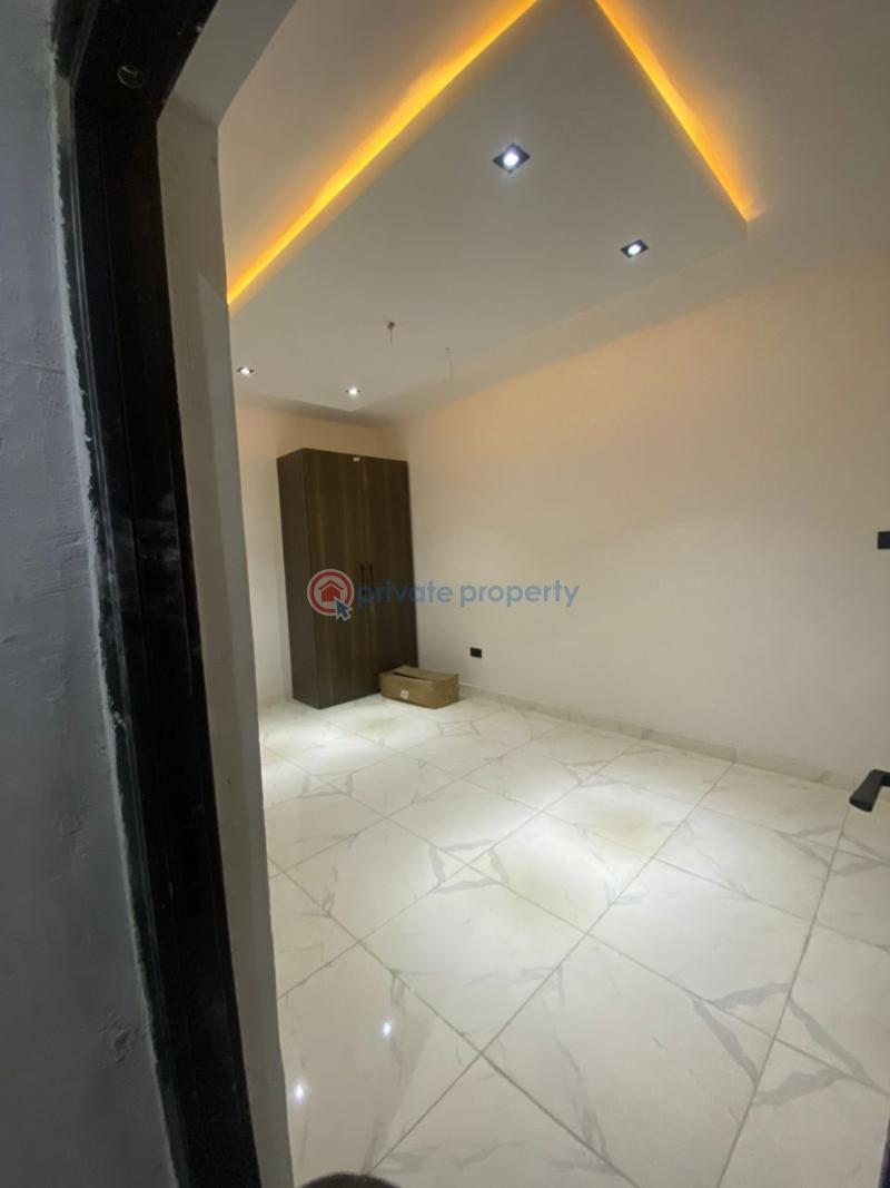 2 bedroom Block Of Flats For Rent Sangotedo Lagos - 4
