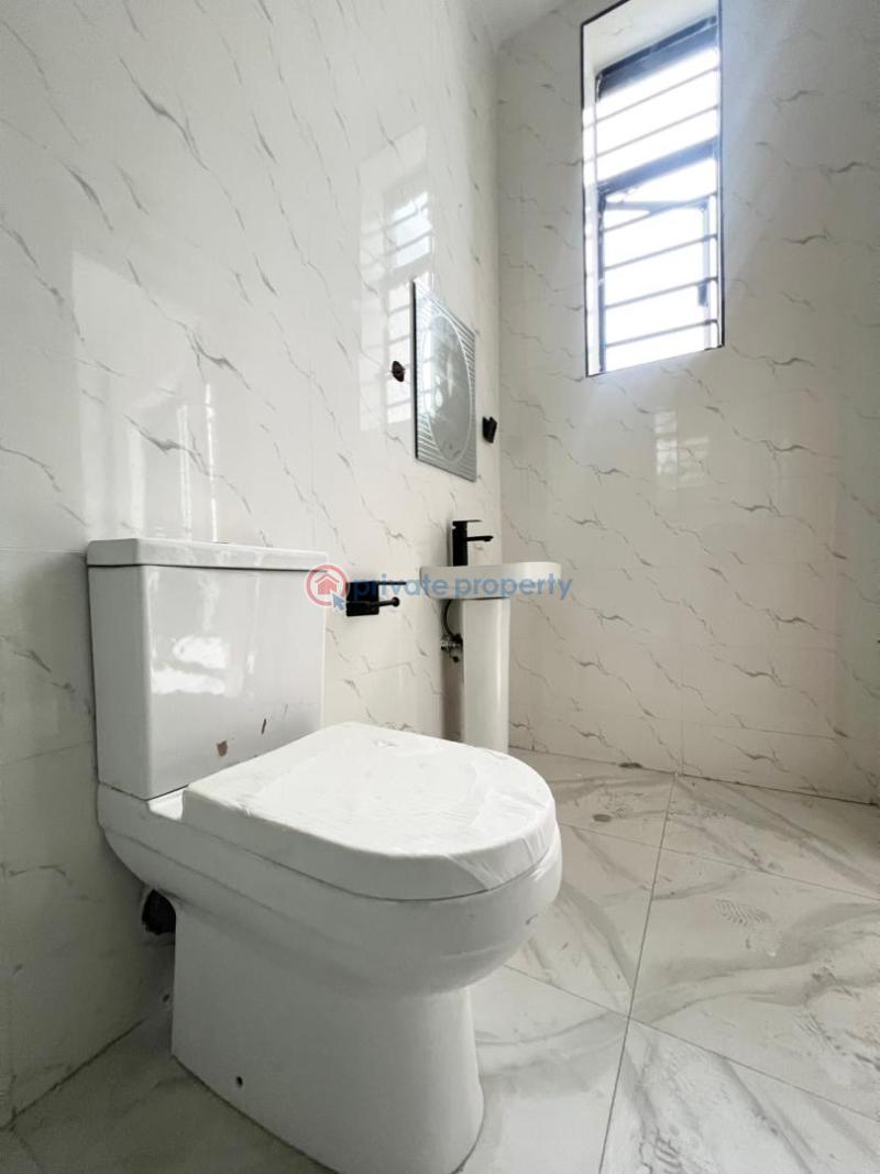 Luxury 3 and 4 bedroom terrace duplex - 24 3 bedroom Terraced Duplex For Sale Chevron Drive Lekki Lagos - 24