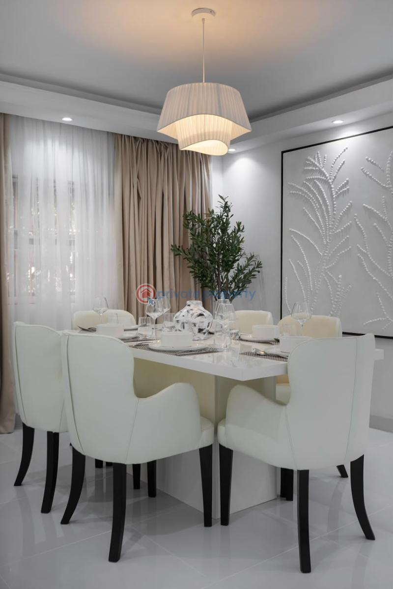 3 bedroom Block Of Flats Short let Ikoyi Lagos - 3