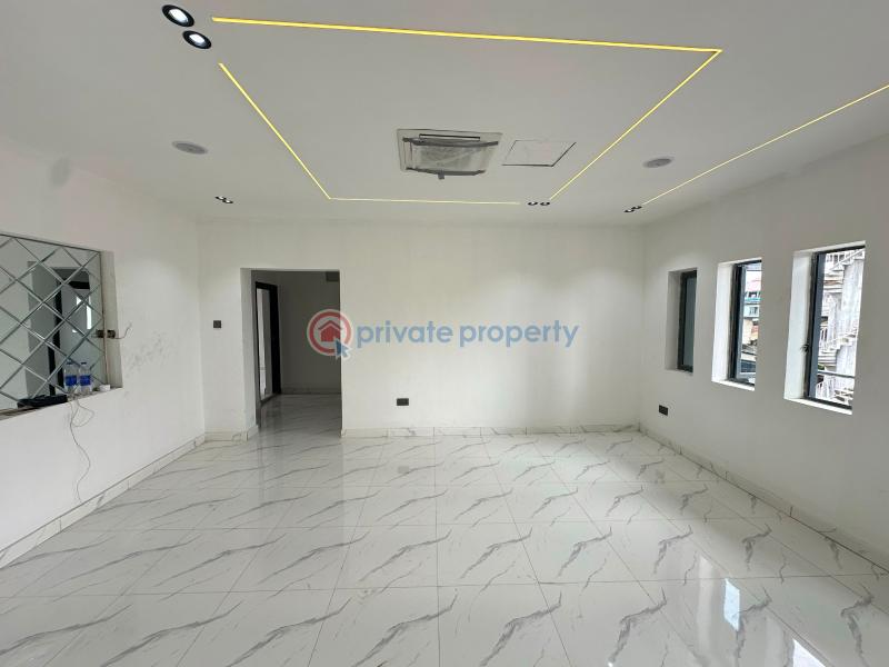 3 bedroom Block Of Flats For Sale Gbagada Lagos - 1