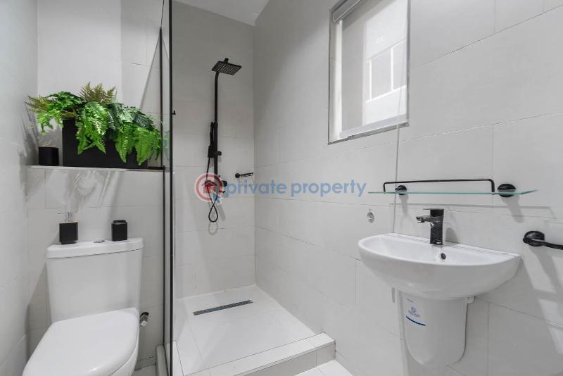 Luxury 3 bedroom apartment - 2 3 bedroom Block Of Flats Short let Lekki Phase 1 Lagos - 2