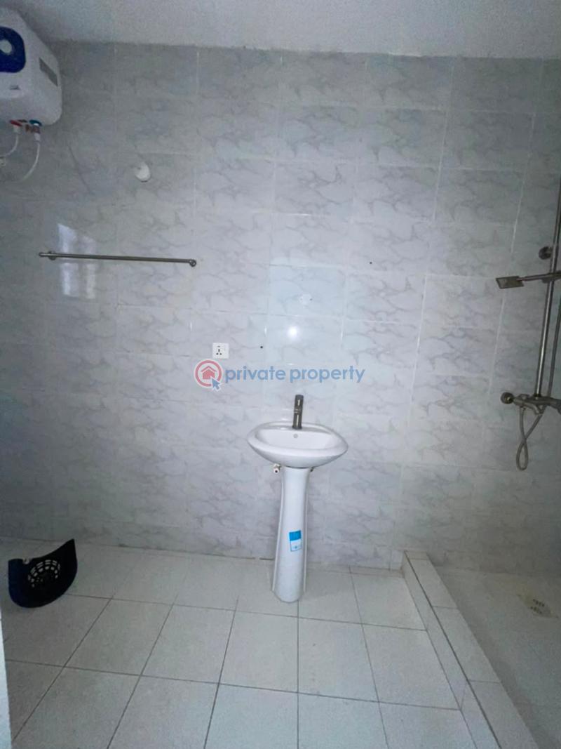 3 bedroom Flat & Apartment For Rent Orchid Road, Lafiaji Lekki Phase 2 Lagos - 4