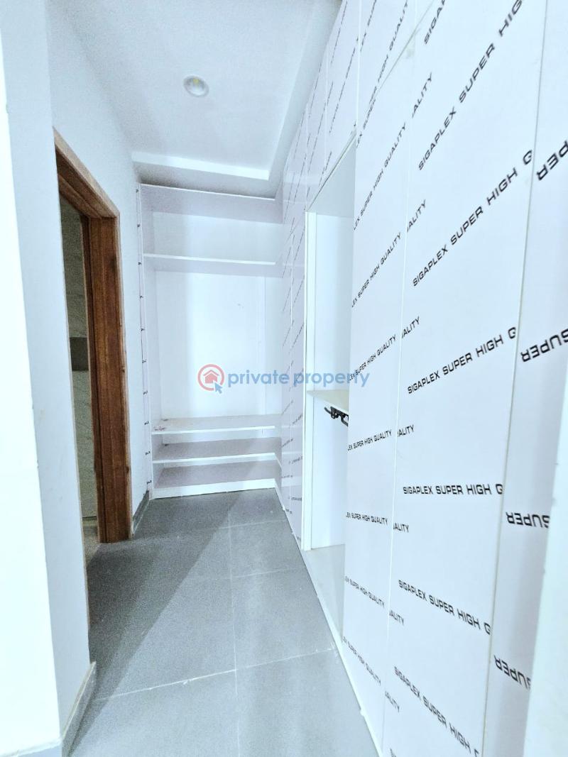 3 bedroom Flat & Apartment For Sale Lekki Right Lekki Phase 1 Lagos - 10