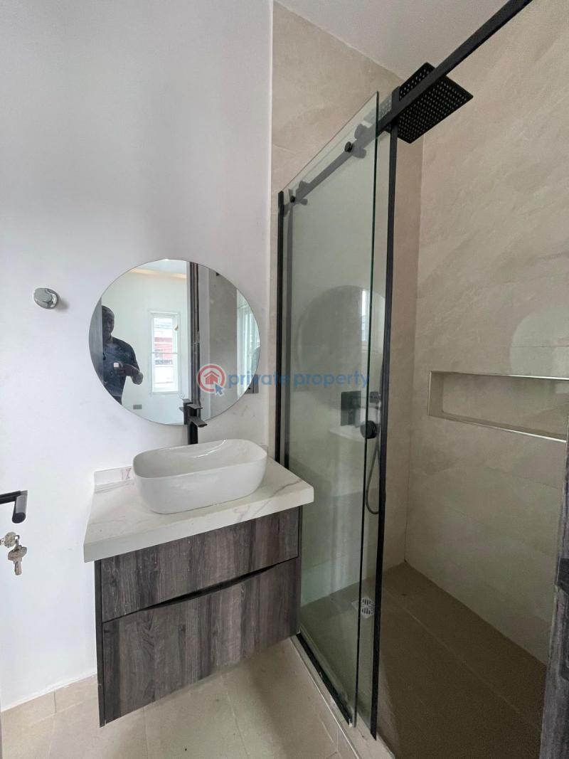 3 bedroom Flat & Apartment For Sale Osapa Lekki Lagos - 6