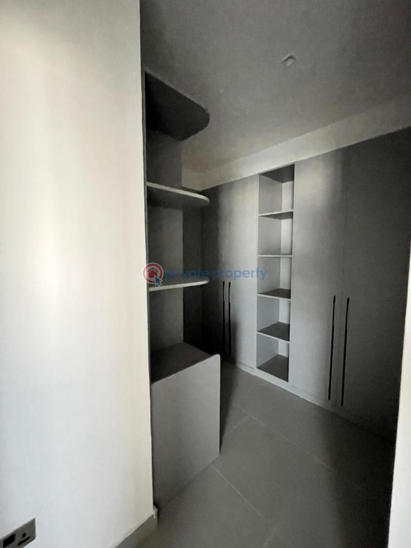 3 bedroom Block Of Flats For Rent Mojisola Onikoyi Estate Lagos - 4