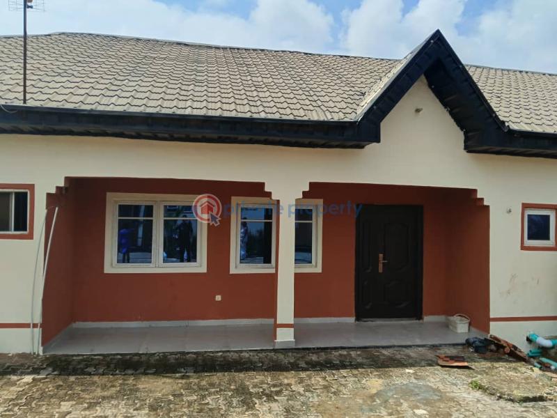 3 bedroom Semi detached Bungalow For Sale Wiltop Estate Omitoro Bus Stop Ikorodu Ikorodu Lagos - 9