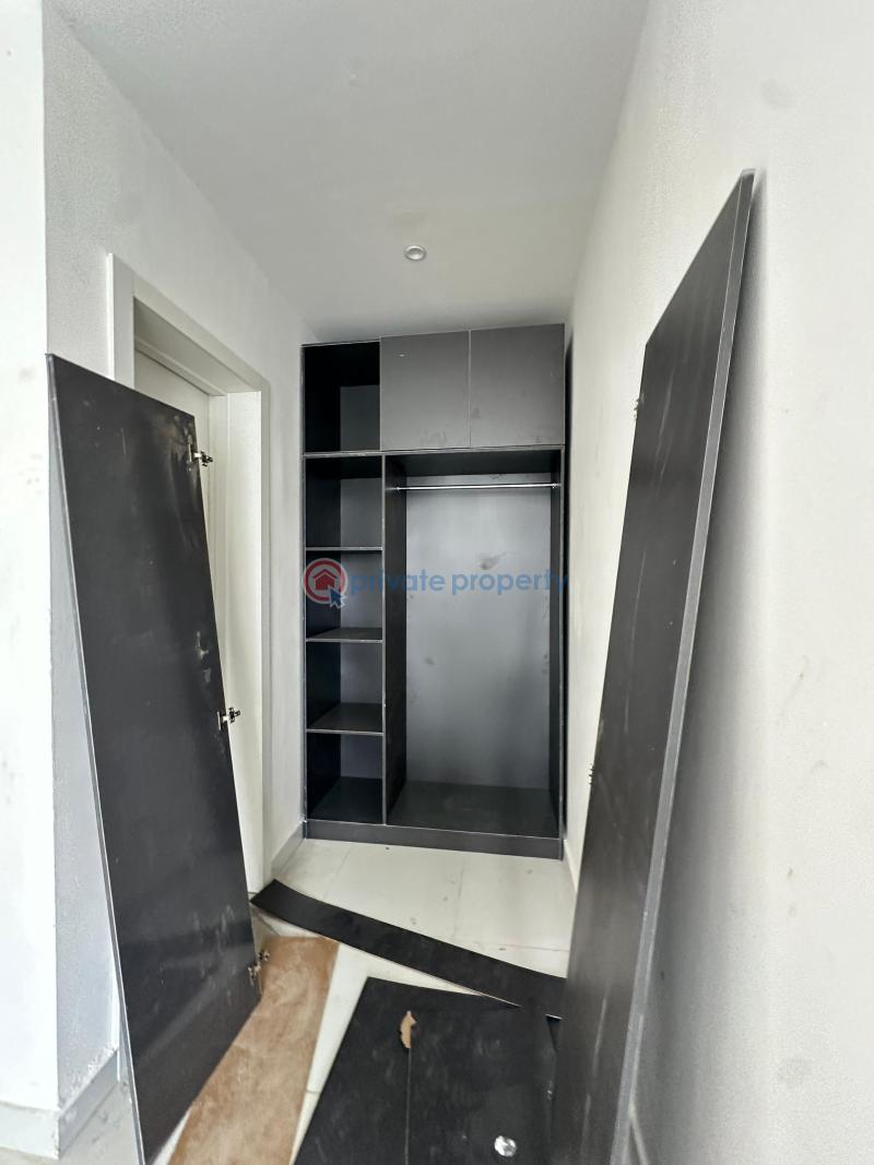 3 bedroom Block Of Flats For Sale Lekki Phase 1 Lagos - 10