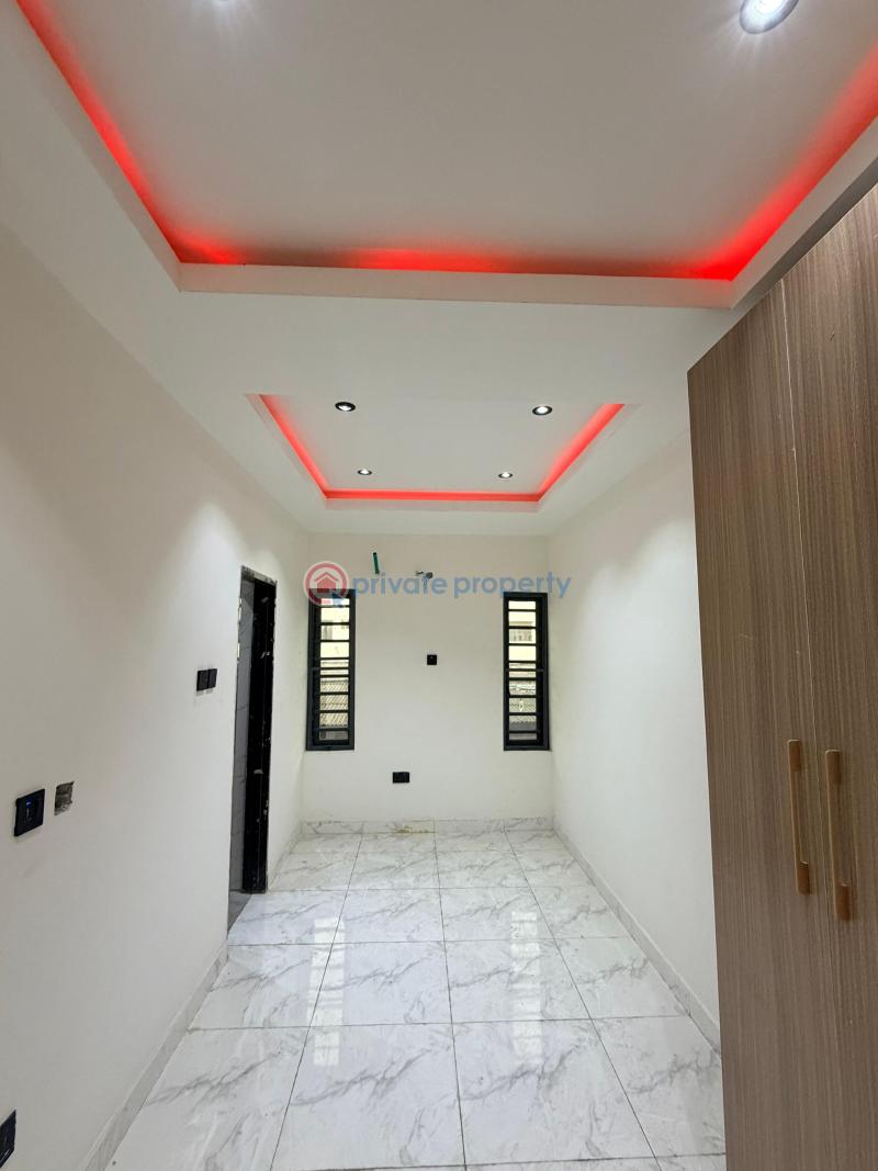 3 bedroom Flat & Apartment For Sale Gbagada Lagos - 17