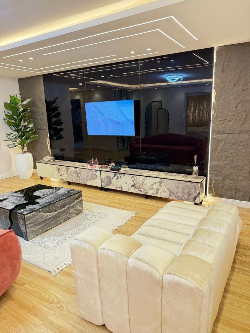 3 bedroom Block Of Flats Short let Victoria Island Lagos - 1