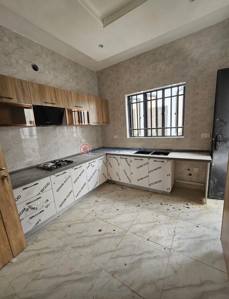 3 bedroom Block Of Flats For Sale Adeniyi Jones Ikeja Lagos - 2