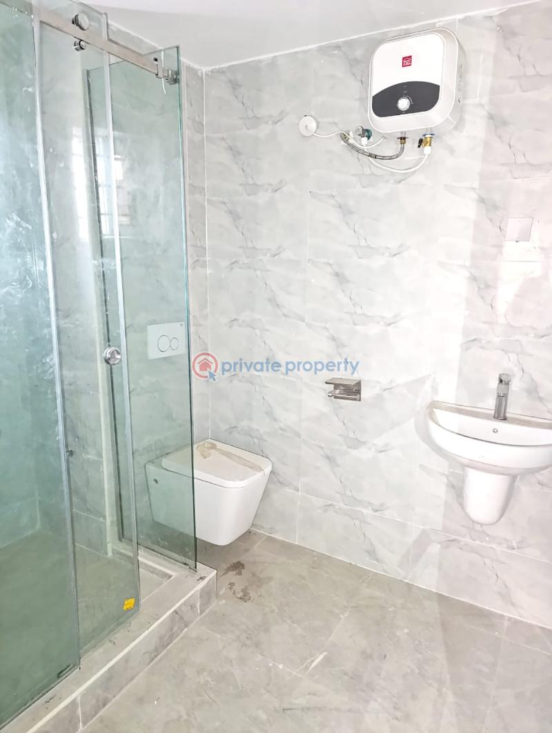 Luxury 3 bedroom apartment with a room staff quarter - 13 3 bedroom Flat & Apartment For Sale Lekki Phase 1 Lagos - 13