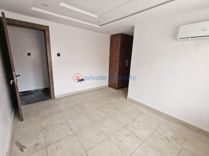 Luxury 3 bedroom apartment with a room staff quarter - 9 3 bedroom Flat & Apartment For Sale Lekki Phase 1 Lagos - 9