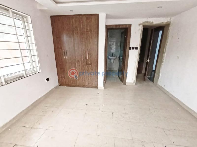Luxury 3 bedroom apartment with a room staff quarter - 12 3 bedroom Flat & Apartment For Sale Lekki Phase 1 Lagos - 12