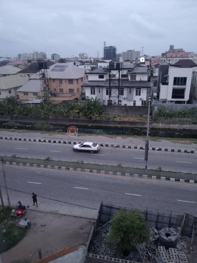 3 bedroom Block Of Flats For Sale Lekki Phase 1 Lagos - 12