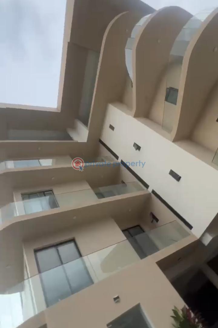 3 bedroom Flat & Apartment For Sale Opposite Admiralty House Lekki Phase 1 Lagos - 1