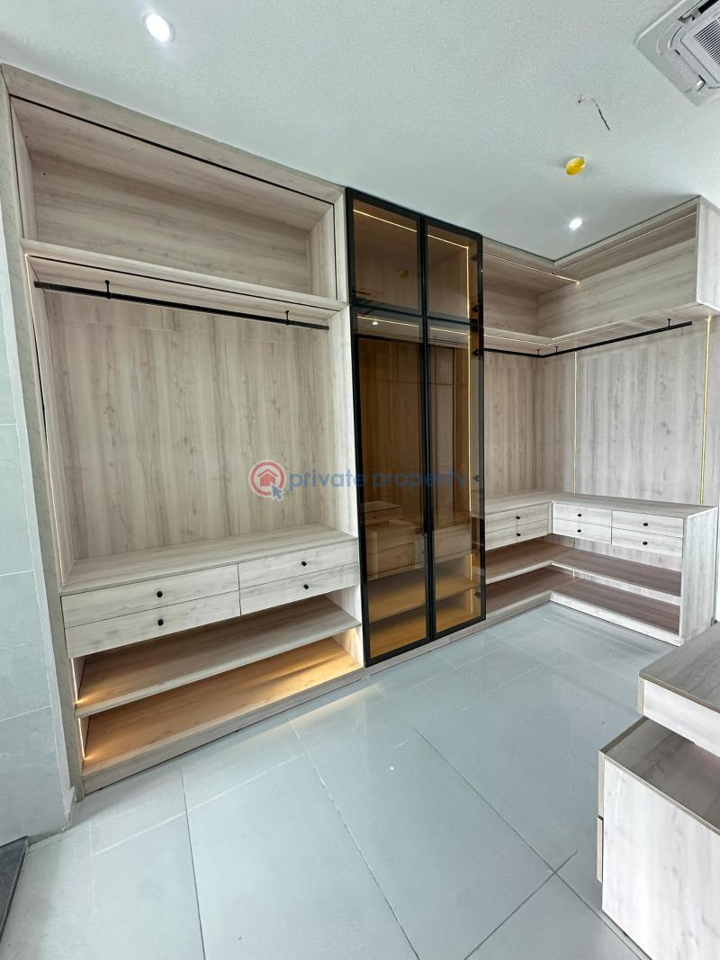 Luxury 3 bedroom apartment with bq ( off plan) - 6 3 bedroom Flat & Apartment For Sale Adeola Hopewell Victoria Island Lagos - 6