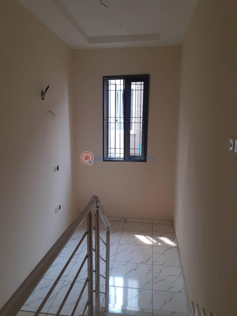 3 bedroom Block Of Flats For Sale Orchid Road, Lekki Lekki Phase 1 Lagos - 2