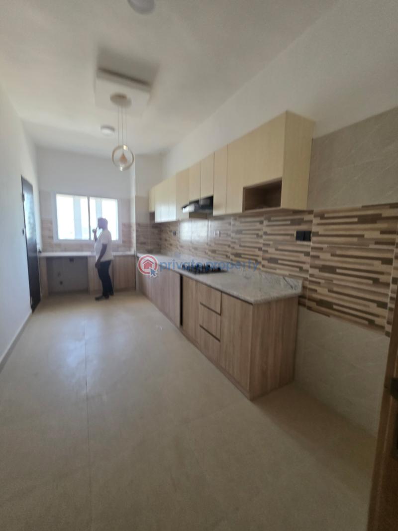 3 bedroom Flat & Apartment For Sale Off Mobil Road Ilaje Lekki Scheme 2 Ajah Lagos - 11