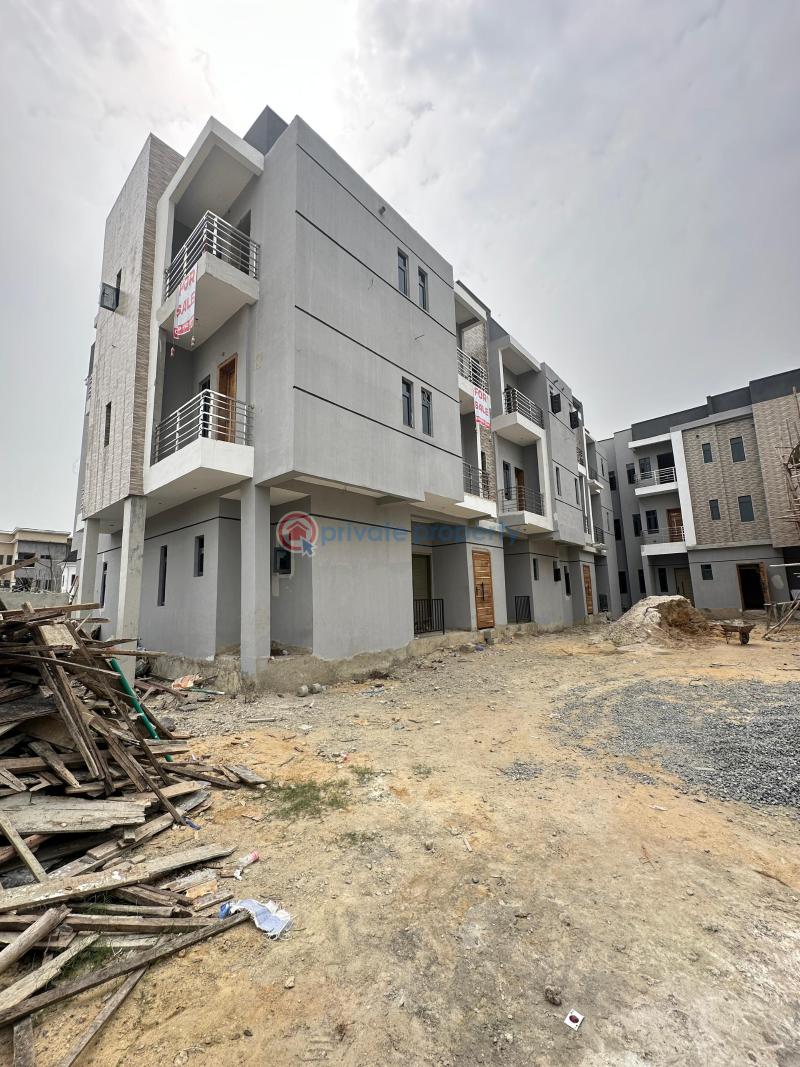 3 bedroom Block Of Flats For Sale Abraham Adesanya, Ajah, Lekki Lagos - 2