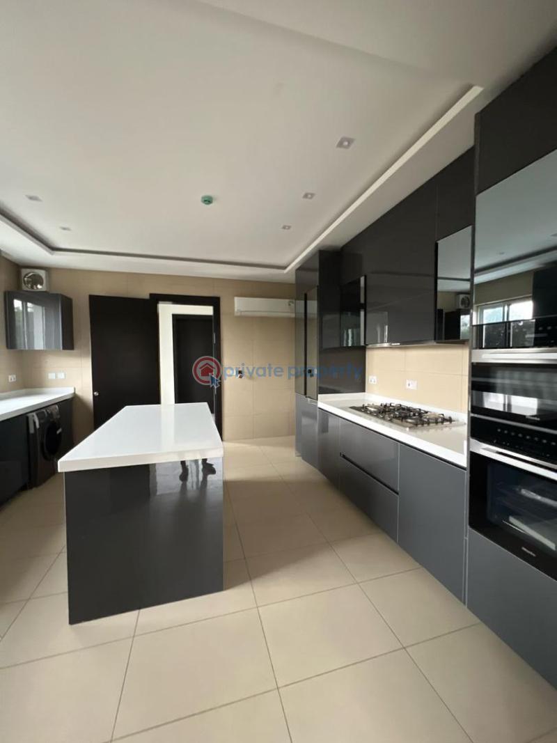 3 bedroom Shared Apartment For Rent Ikoyi Lagos - 1