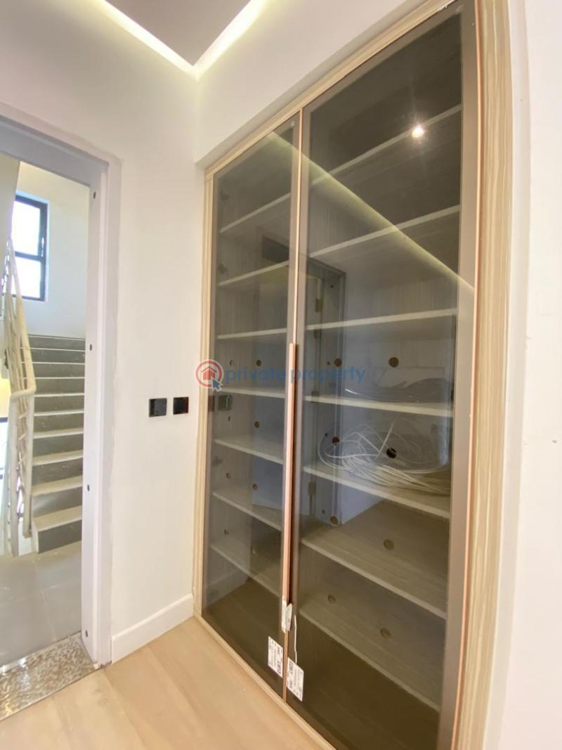 3 bedroom Shared Apartment For Rent Ikoyi Lagos - 9