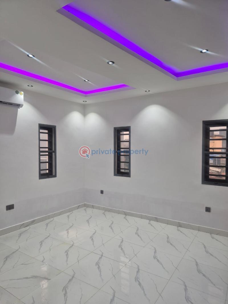 3 bedroom Flat & Apartment For Sale Ifako Gbagada Gbagada Lagos - 3