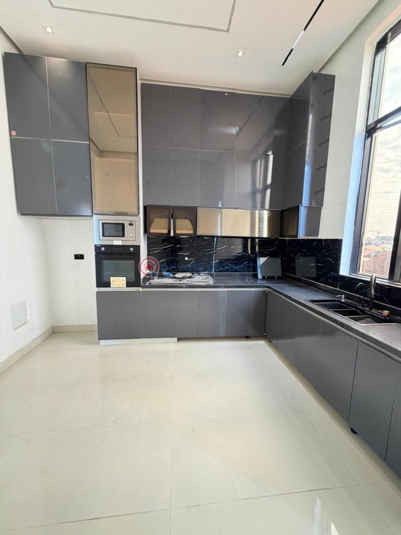 3 bedroom Flat & Apartment For Sale Lekki Phase 1 Lagos - 10
