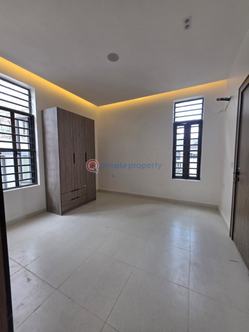 3 bedroom Flat & Apartment For Sale Beach Resort Estate Osapa London Lekki Lagos - 9