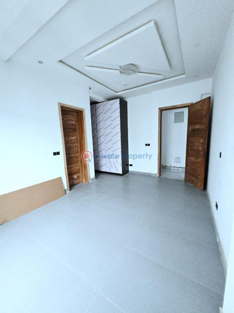 3 bedroom Flat & Apartment For Sale Lekki Right Lekki Phase 1 Lagos - 6