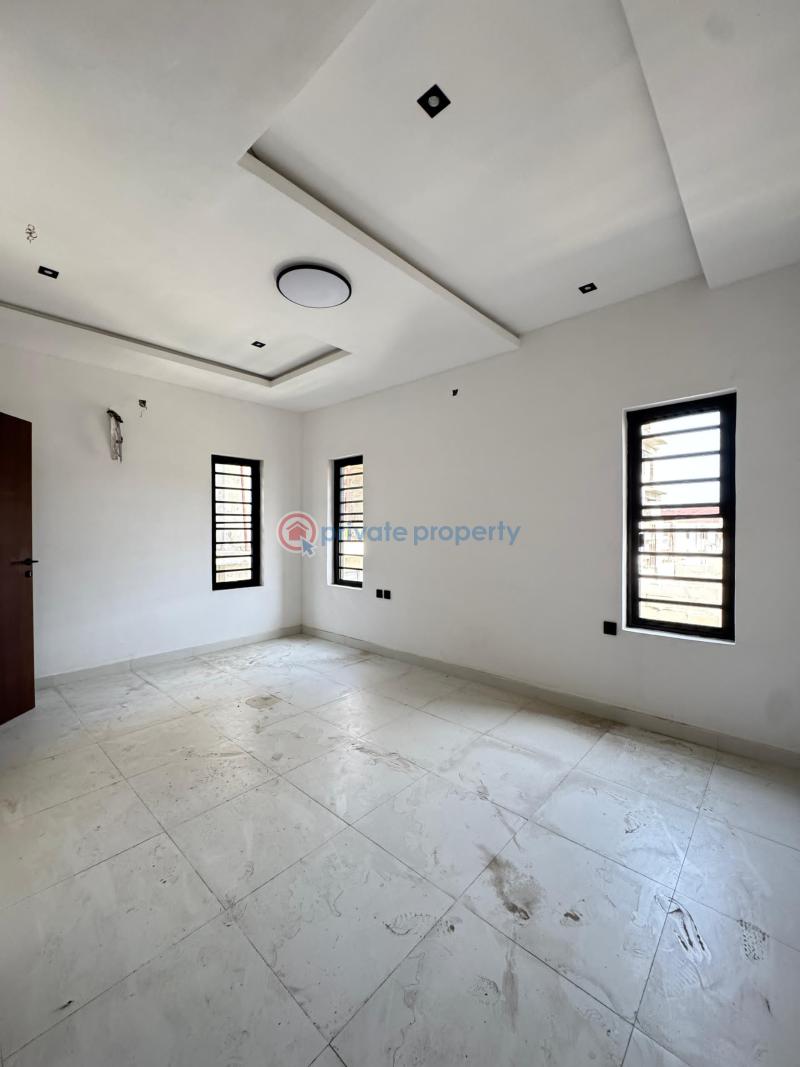 3 bedroom Self Contain For Sale Lekki Phase 1 Lagos - 2