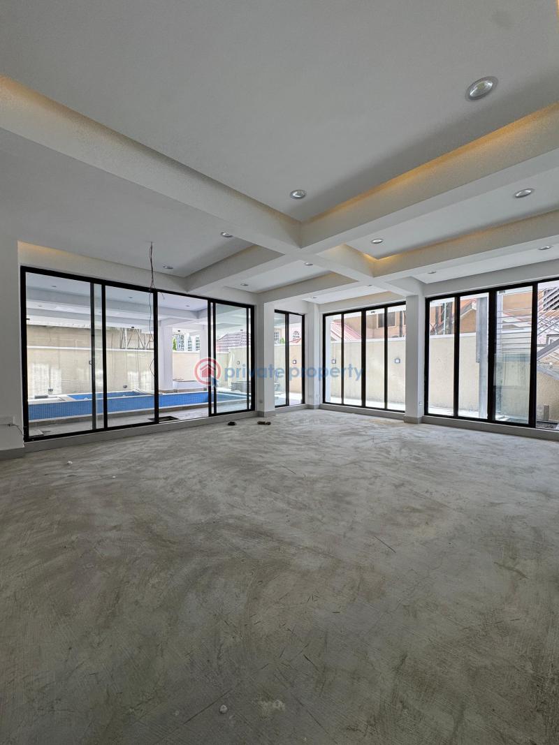 Luxury 3 bedroom apartments & 3 bedroom penthouse  for sale‼️‼️ - 3 3 bedroom Penthouse For Sale Lekki Phase 1 Lagos - 3