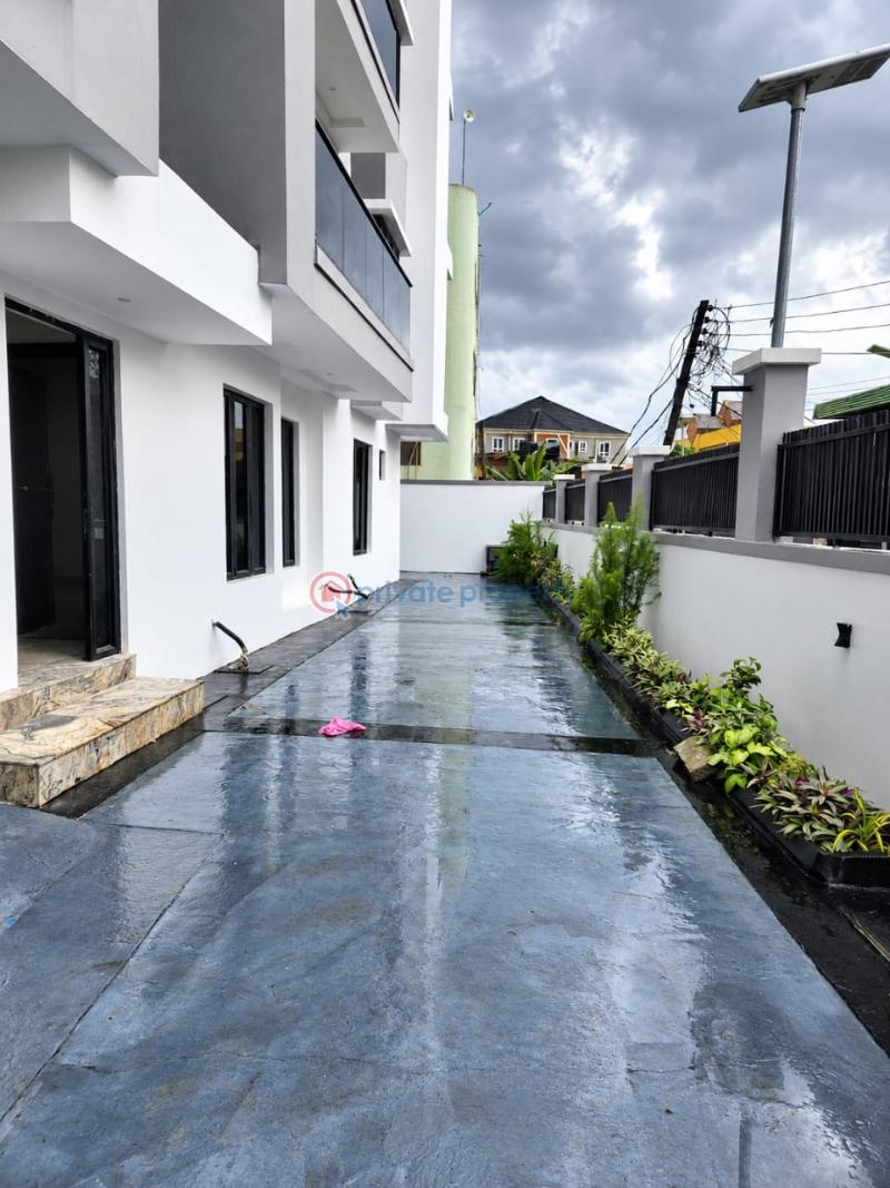 3 bedroom Flat & Apartment For Sale Ikeja Lagos - 5