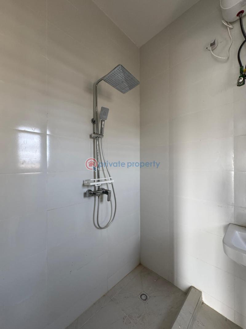 3 bedroom Self Contain For Sale Lekki Phase 1 Lagos - 4