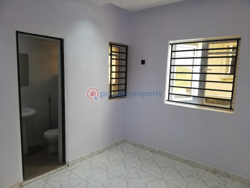 4 bedroom Detached Bungalow For Sale Iletuntun Idishin Ibadan Oyo - 4