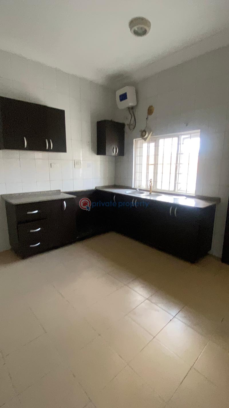 3 bedroom Block Of Flats For Rent Kashiwa Gilmore Jahi Abuja Phase 2  - 3